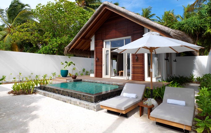 房型内部设施图片参考，如无边泳池与电视及音响， 日出沙滩别墅

-Beach Sunrise Villa maldievs(斯茹芬富士岛 Sirru Fen Fushi) 