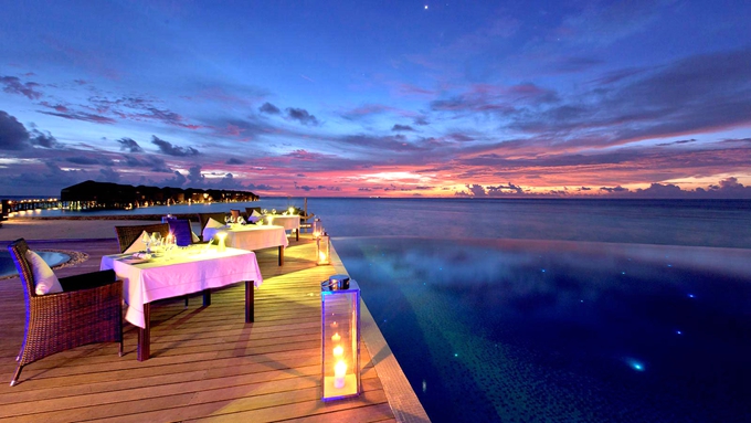 莉莉岛|丽莉岛 Lily Beach Resort,dining时间( 19:30-22:00 )美食攻略 Les Turquoises dAqua（法式餐吧） ，方便大家选岛（海岸线假期一级代理提供），海岛马尔代夫maldives