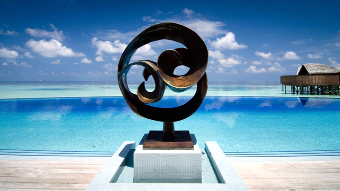 莉莉岛|丽莉岛 Lily Beach Resort,dining时间( 10:00-10：00 )美食攻略 Aqva Pool Bar（池畔酒吧） ，方便大家选岛（海岸线假期一级代理提供），海岛马尔代夫maldives