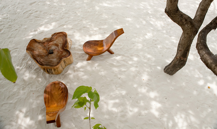 慕芙士岛|魔富士 Constance Moofushi,dining时间( 10:30-22:00 )美食攻略 Totem Bar(酒吧) ,方便大家选岛(海岸线假期一级代理提供),海岛马尔代夫maldives