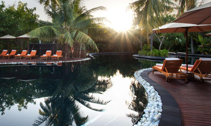 Fluid Bar(流体酒吧) dining美食的图片集( 饮料、小吃 ),印度洋三大明珠马尔代夫,伊露岛|伊露富士 THE SUN SIYAM IRU FUSHI