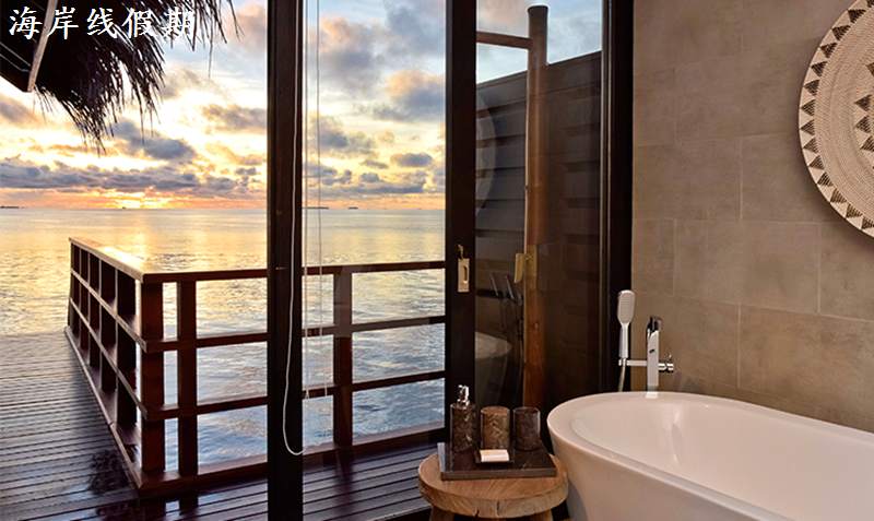 泄湖水上别墅-Lagoon Water Villa 房型图片及房间装修风格(卡戴帕茹岛|大公园岛 Grand Park Kodhipparu Maldives)海岛马尔代夫 