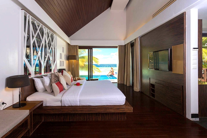 房型内部设施图片参考，如无边泳池与电视及音响， 沙屋泳池别墅-Beach Pool Villa maldievs(班度士岛|班多士 Bandos islands) 