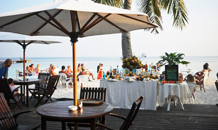 Light House--酒吧 dining美食的图片集（ 各种烈酒，葡萄酒，鸡尾酒，果汁 ），印度洋三大明珠马尔代夫,维利多岛 Velidhu Island Resort