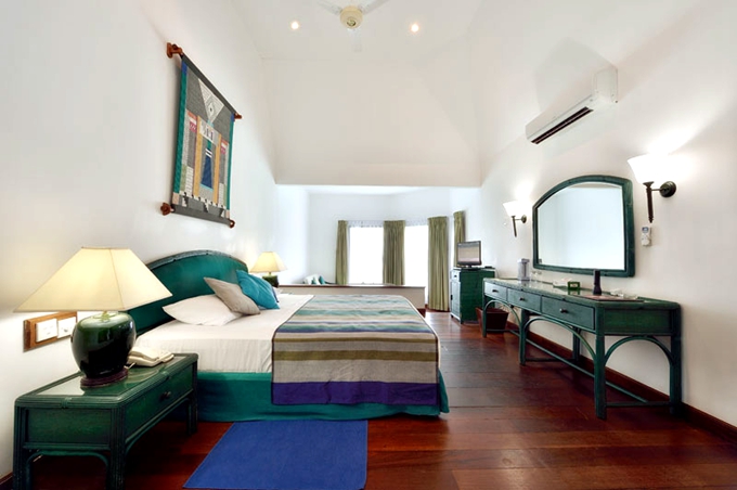 房型内部设施图片参考，如无边泳池与电视及音响， 水上屋-Water Bungalows maldievs(维利多岛 Velidhu Island Resort) 