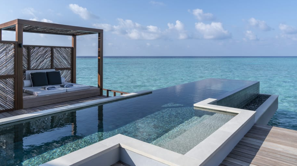 日出家庭水上泳池别墅-Sunrise family water villa with pool 房型图片及房间装修风格(大四季-兰达吉拉瓦鲁 Fourseasons Landaa Giraavaru)海岛马尔代夫 