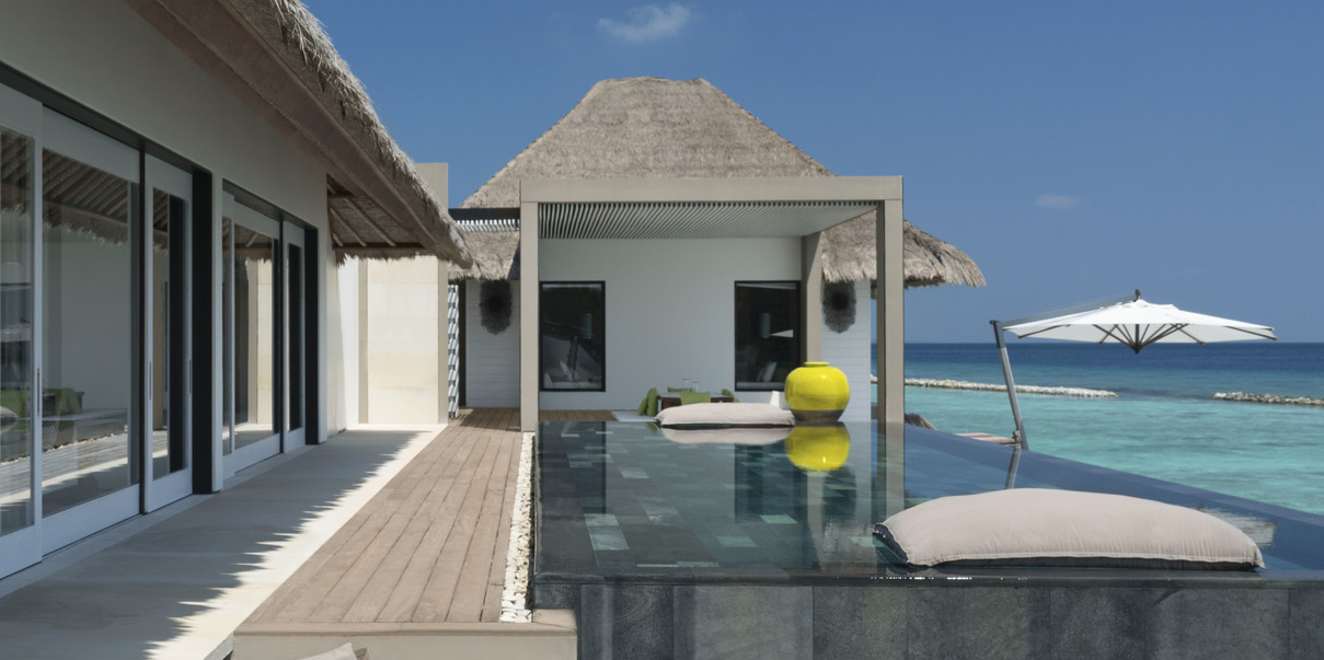 单卧室水上花园别墅-Garden water villa one bedroom 房型图片及房间装修风格(白马庄园 Cheval Blanc Randheli)海岛马尔代夫 