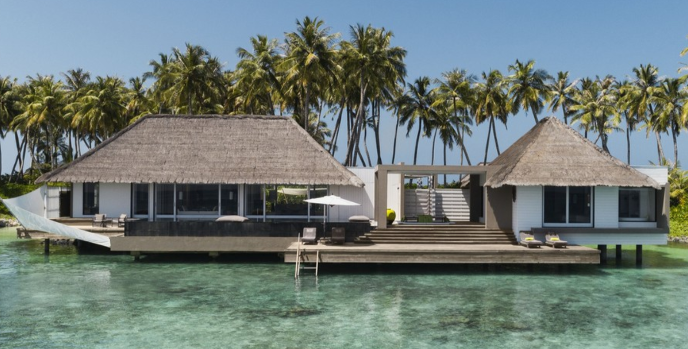 房型内部设施图片参考，如无边泳池与电视及音响， 单卧室水上花园别墅-Garden water villa one bedroom maldievs(白马庄园 Cheval Blanc Randheli) 