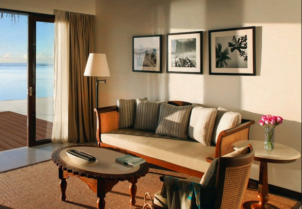 房型内部设施图片参考，如无边泳池与电视及音响， 双卧泳池沙滩别墅-Two Bedroom Beach Pool Villa maldievs(瑞喜登|瑞喜敦 The Residence) 