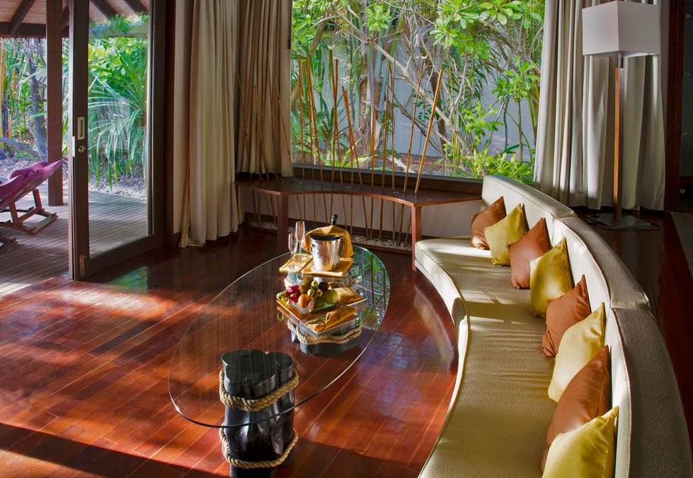 房型内部设施图片参考，如无边泳池与电视及音响， 海滩别墅-Island Villa maldievs(波杜希蒂岛|可可棕榈岛 Coco Palm Bodu Hithi) 