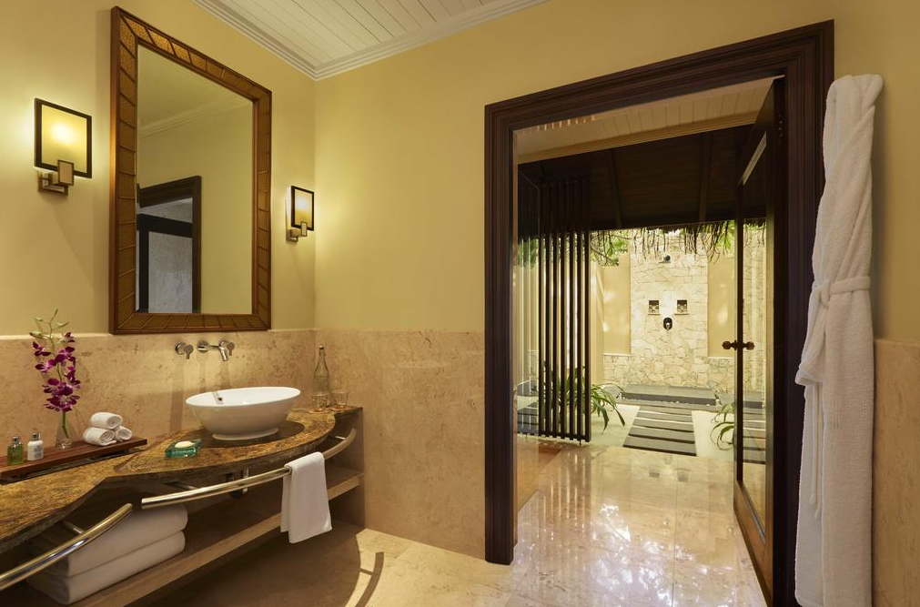 房型内部设施图片参考，如无边泳池与电视及音响， 带超大泳池的豪华沙滩别墅-Deluxe Beach Villas with Oversized Plunge Pool maldievs(泰姬珍品岛|泰姬魅力 Taj Exotica) 