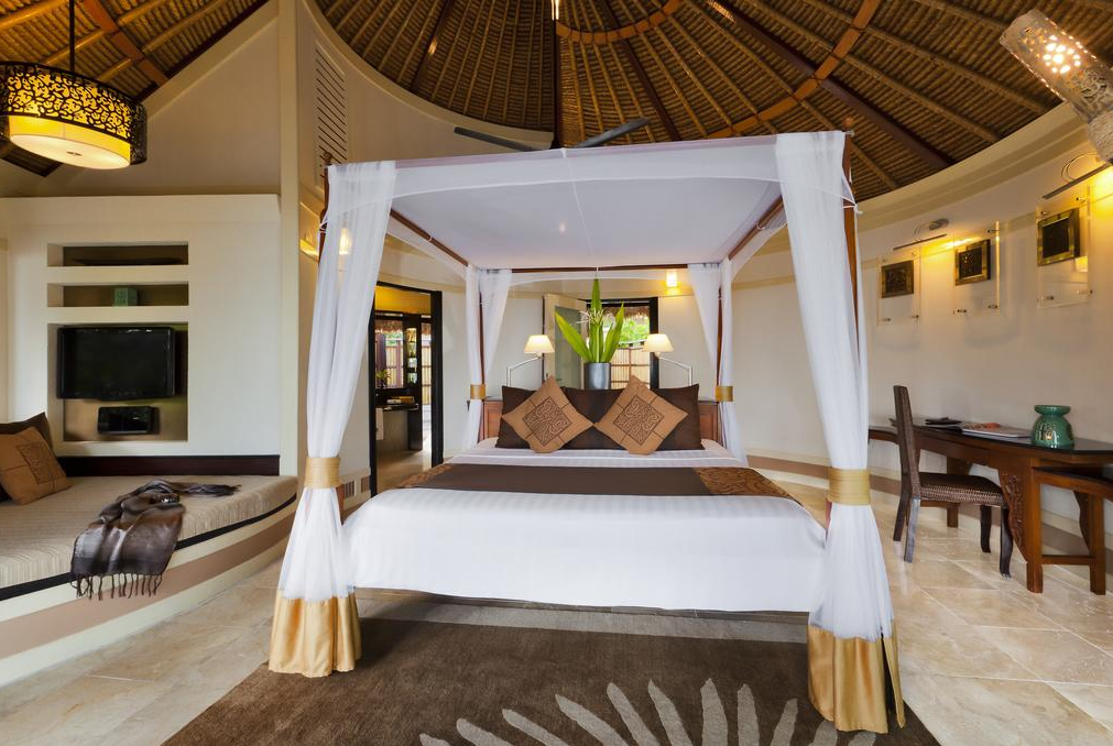 房型内部设施图片参考，如无边泳池与电视及音响， 水疗圣殿别墅-Spa Sanctuary Villa maldievs(悦榕庄–瓦宾法鲁岛 Banyantree Vabbinfaru) 