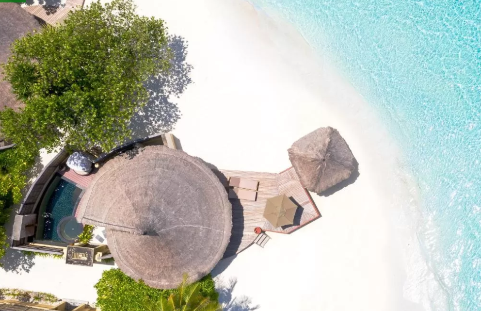 悦榕庄–瓦宾法鲁岛 Banyantree Vabbinfaru ,马尔代夫风景图片集:沙滩beach与海水water太美，泳池pool与水上活动watersport好玩