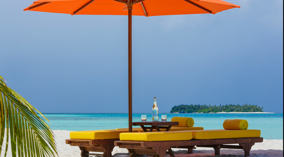 房型内部设施图片参考，如无边泳池与电视及音响， Beachfront Romance Villa-浪漫海滨别墅 maldievs(薇拉瓦鲁岛|AV岛|海龟岛 Angsana velavaru) 