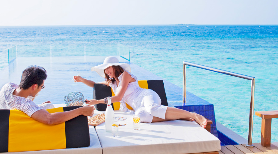 房型内部设施图片参考，如无边泳池与电视及音响， In-Ocean Sunset Pool Villa With Sala-日落海中阁带瑜伽亭 maldievs(薇拉瓦鲁岛|AV岛|海龟岛 Angsana velavaru) 