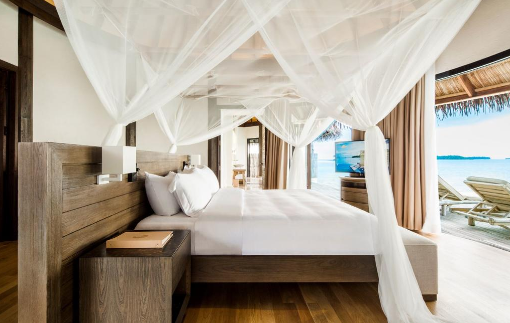 房型内部设施图片参考，如无边泳池与电视及音响， 水上泳池别墅-Water Villas with pool maldievs(玛丽富士 COMO Maalifushi) 