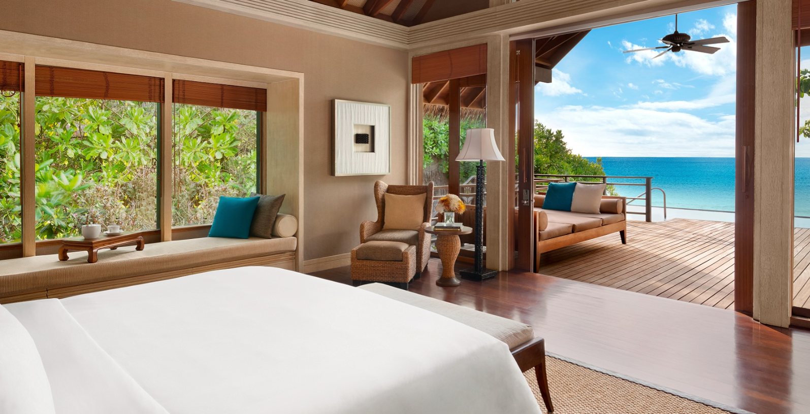 房型内部设施图片参考，如无边泳池与电视及音响， 泳池别墅（沙滩）-Pool Villa maldievs(香格里拉|薇宁姬莉岛 Shangri-La s Villingili Resort and Spa Maldives) 