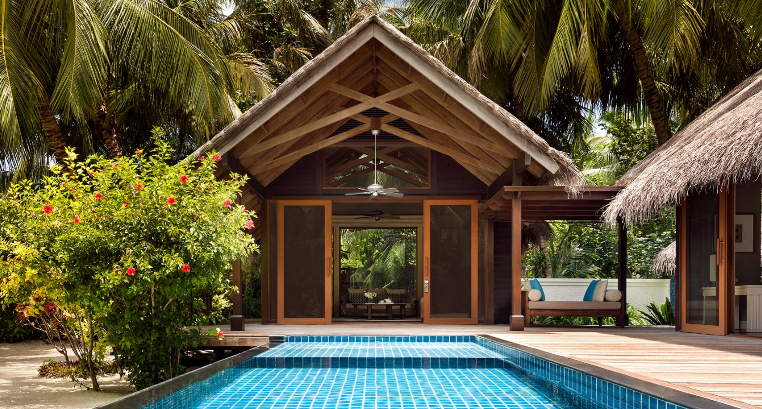 豪华泳池别墅（沙滩）-Deluxe Pool Villa 房型图片及房间装修风格(香格里拉|薇宁姬莉岛 Shangri-La s Villingili Resort and Spa Maldives)海岛马尔代夫 