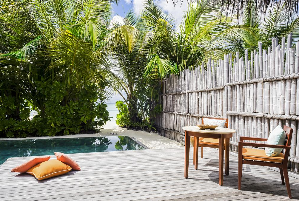 房型内部设施图片参考，如无边泳池与电视及音响， Anantara Pool Villa-安纳塔拉泳池别墅 maldievs(笛古岛D岛(安娜塔拉) Anantara Dhigu) 