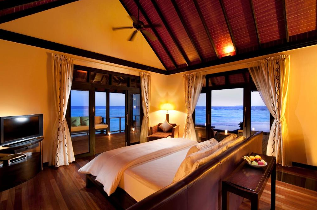 水上别墅-Aqua Retreat 房型图片及房间装修风格(伊露岛|伊露富士 THE SUN SIYAM IRU FUSHI )海岛马尔代夫