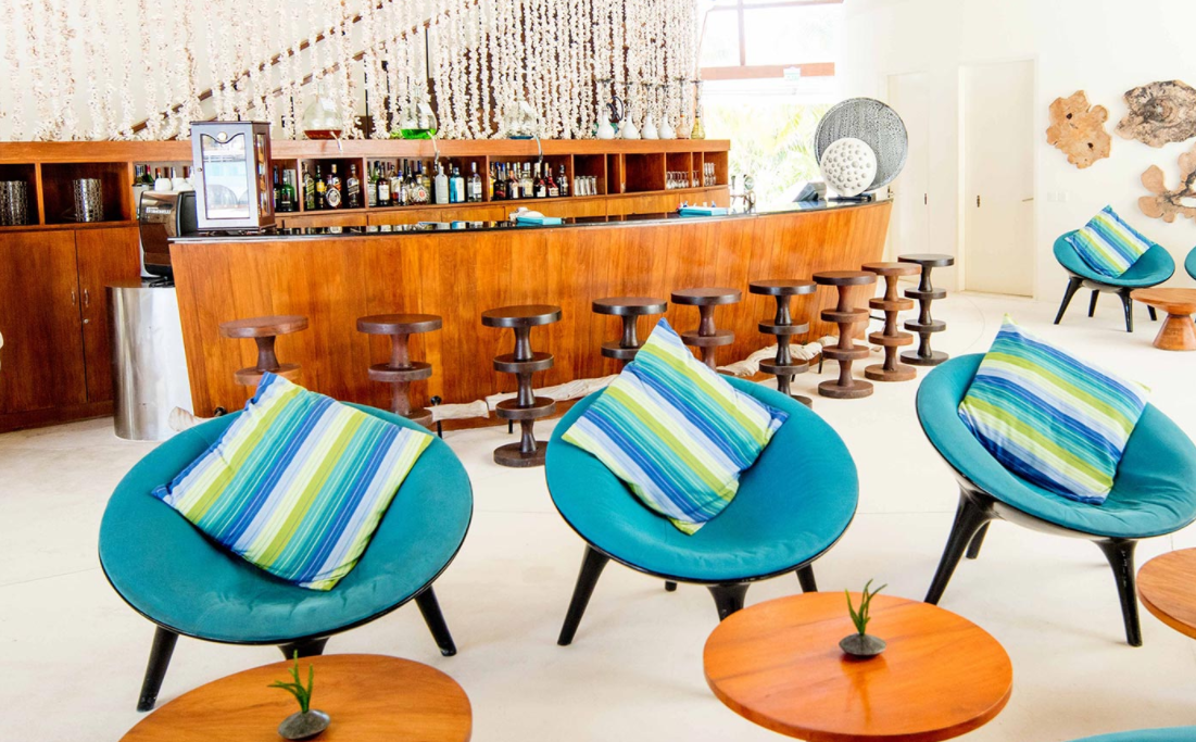 The Lounge Bar dining美食的图片集（ 咖啡、茶、鸡尾酒和小吃 ），印度洋三大明珠马尔代夫,康杜玛(马)岛 Kandooma Maldives