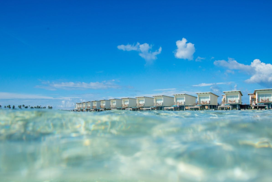 水上别墅-Overwater Villa 房型图片及房间装修风格(康杜玛(马)岛 Kandooma Maldives)海岛马尔代夫 