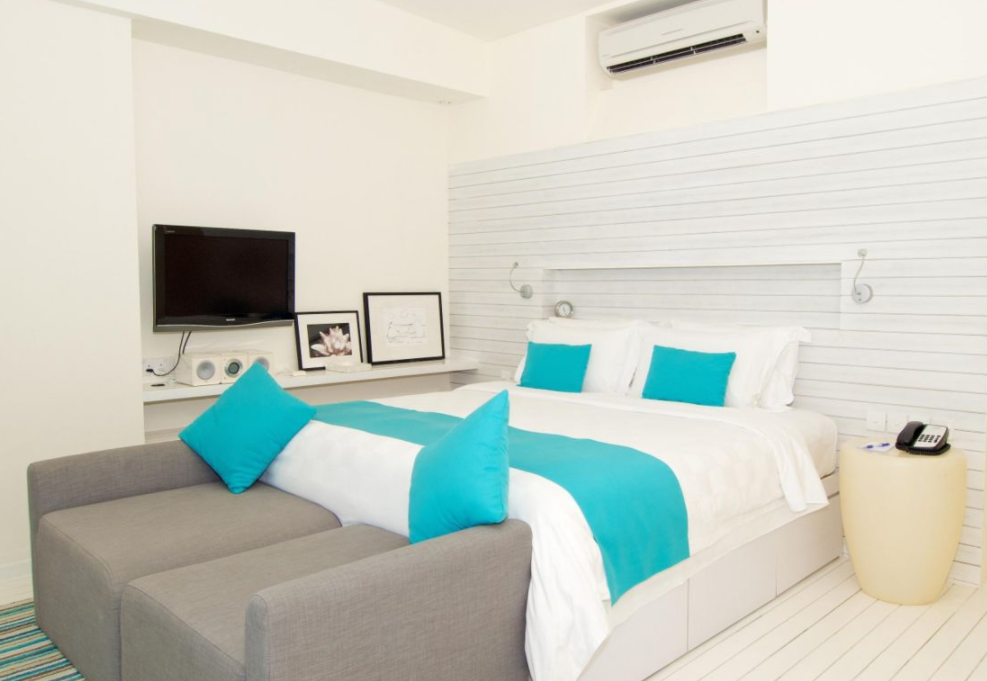 房型内部设施图片参考，如无边泳池与电视及音响， 双卧家庭沙滩别墅屋-Two Bedroom Family Beach House maldievs(康杜玛(马)岛 Kandooma Maldives) 