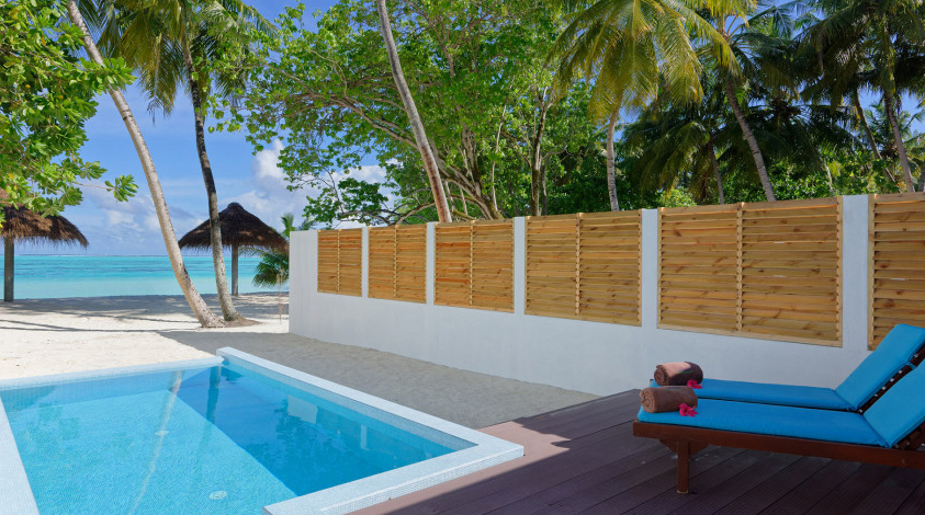 房型内部设施图片参考，如无边泳池与电视及音响， 沙屋泳池别墅-Beach Pool Villa maldievs(马尔代夫太阳岛 Sun Island Resort) 