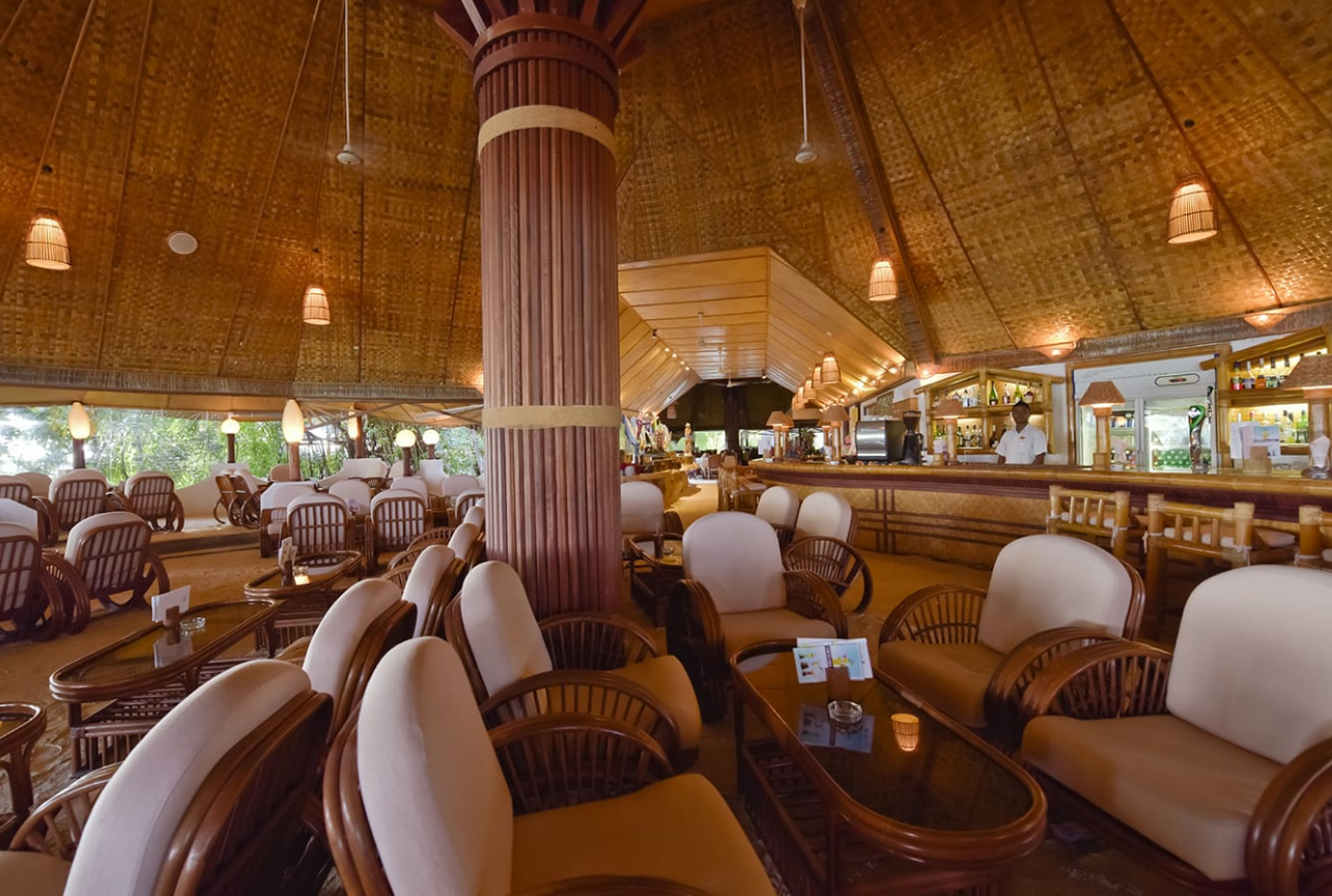 sand bar--沙滩酒吧 dining美食的图片集（ 酒水小吃，节目 ），印度洋三大明珠马尔代夫,蓝色美人蕉(礁) Thulhagiri Island Resort