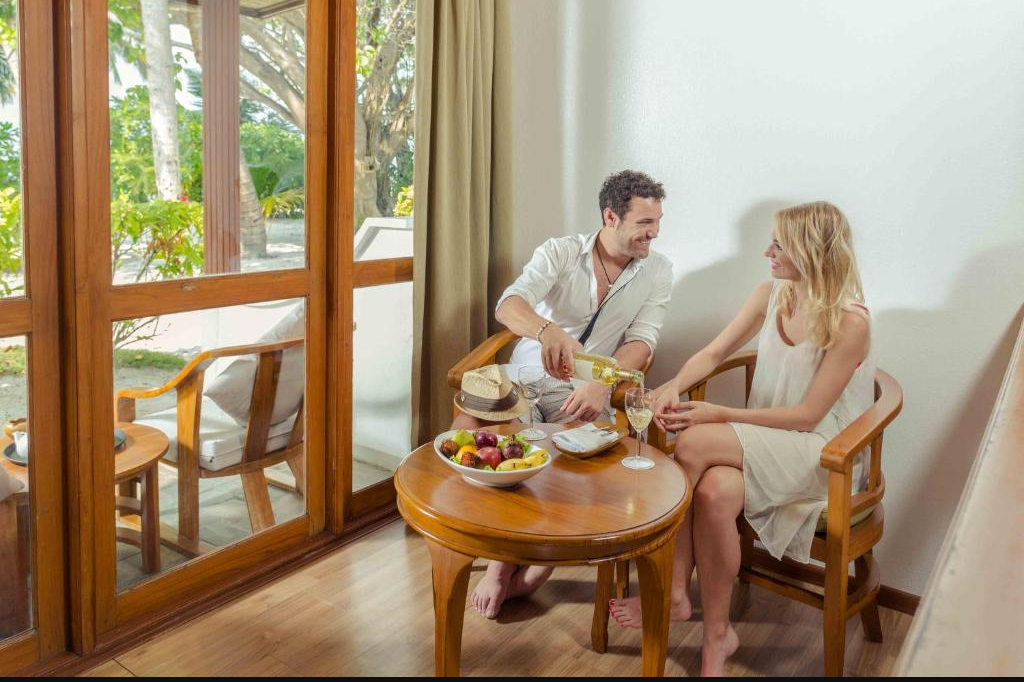 房型内部设施图片参考，如无边泳池与电视及音响， 标准客房-Standard Room maldievs(班度士岛|班多士 Bandos islands) 