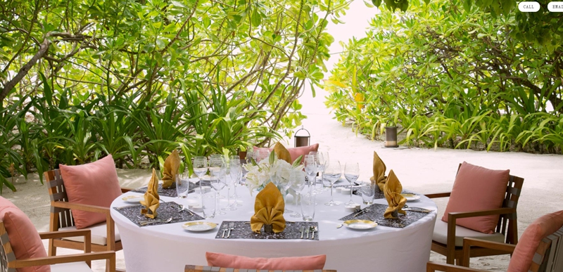 库达希蒂岛 Coco Privé Kuda Hithi Island,dining时间( 全天候 )美食攻略 Dinnig（主餐厅） ，方便大家选岛（海岸线假期一级代理提供），海岛马尔代夫maldives