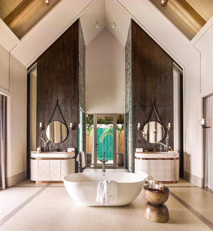 房型内部设施图片参考，如无边泳池与电视及音响， 水上泳池别墅-Water Villa With Pool maldievs(娇丽岛 Joali Maldives) 