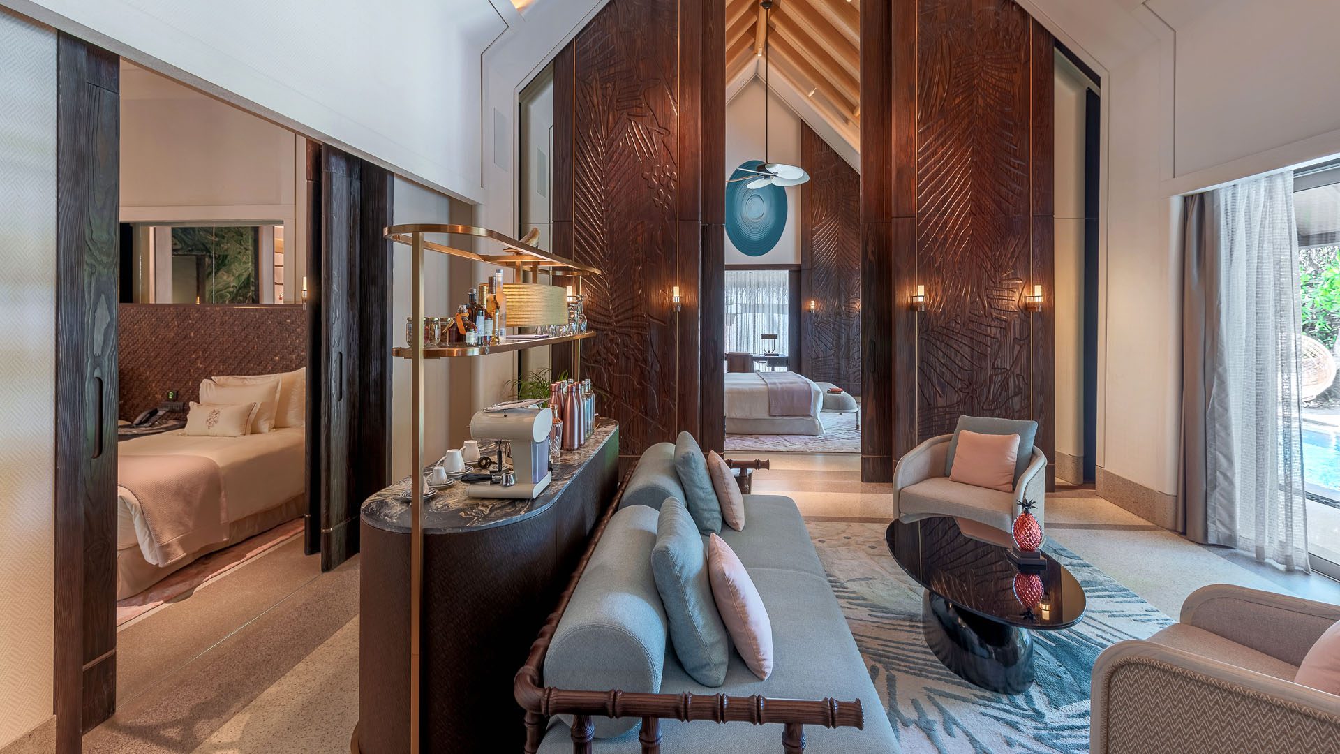 房型内部设施图片参考，如无边泳池与电视及音响， 带双泳池的双卧室海滩别墅-Two Bedrooms Beach Villa With Two Pools maldievs(娇丽岛 Joali Maldives) 