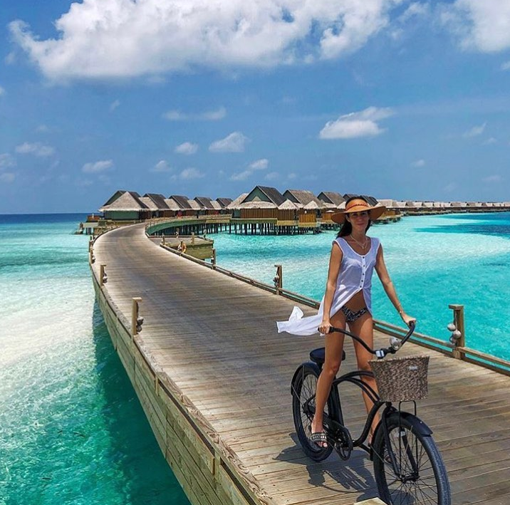 娇丽岛 Joali Maldives ,马尔代夫风景图片集:沙滩beach与海水water太美，泳池pool与水上活动watersport好玩