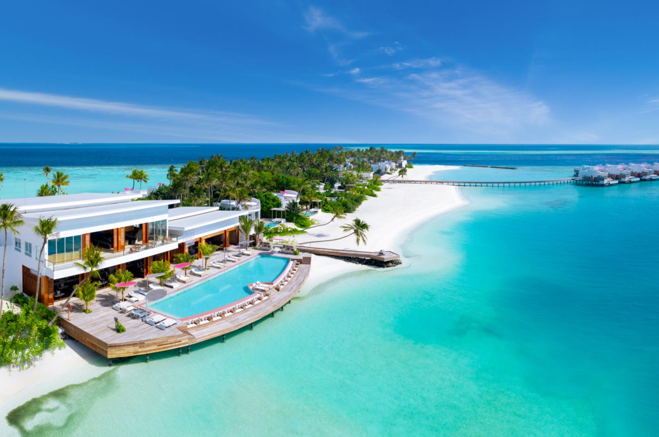 主餐厅--Glow Restaurant dining美食的图片集（ 国际风味（自助餐&单点） ），印度洋三大明珠马尔代夫,卓美亚岛 Jumeirah Maldives Ohahali Island