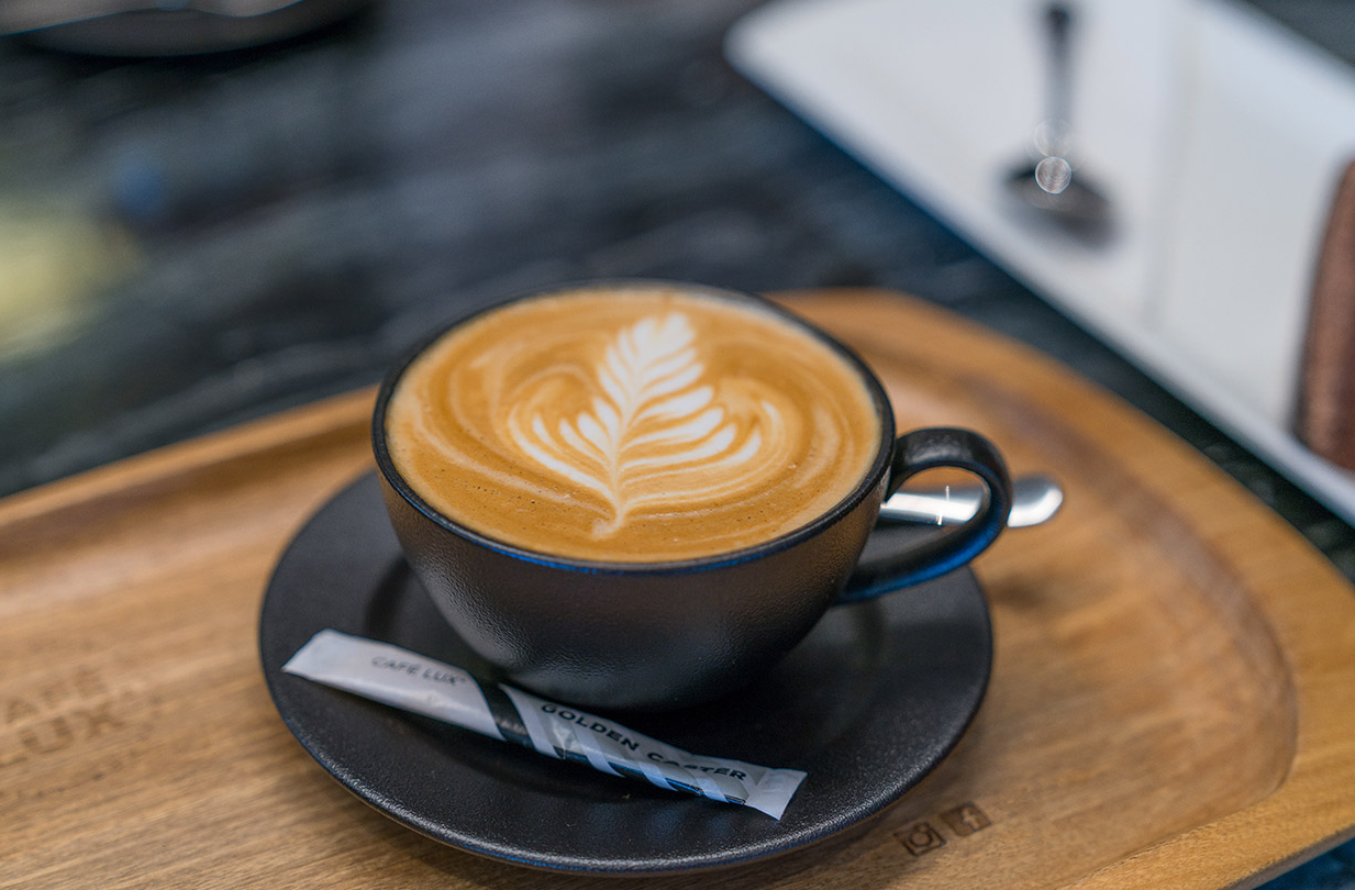 休闲咖啡厅-- Café Lounge dining美食的图片集（ 咖啡 ），印度洋三大明珠马尔代夫,卓美亚岛 Jumeirah Maldives Ohahali Island