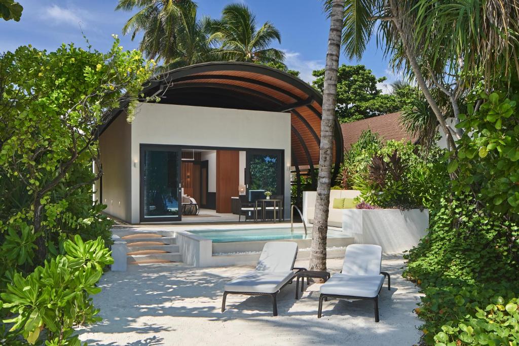 Deluxe Family Beach Villa Pool-豪华家庭沙滩泳池别墅  房型图片及房间装修风格(威斯汀 The Westin Maldives Miriandhoo Resort)海岛马尔代夫