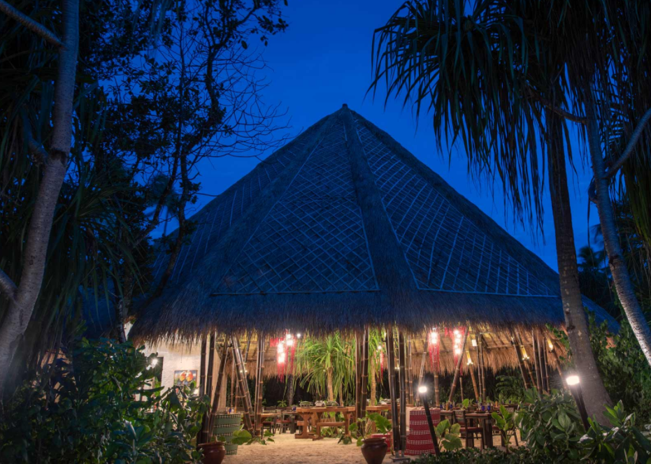 美洲餐厅 --Amazonico Restaurant dining美食的图片集（ 亚马孙风情 ），印度洋三大明珠马尔代夫,翡翠岛 Emerald Maldives Resort and Spa