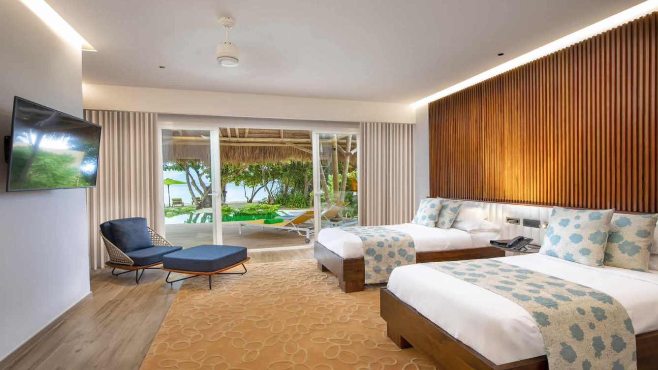 房型内部设施图片参考，如无边泳池与电视及音响， Family Beach Villa With Pool-家庭沙滩泳池别墅  maldievs(翡翠岛 Emerald Maldives Resort and Spa) 