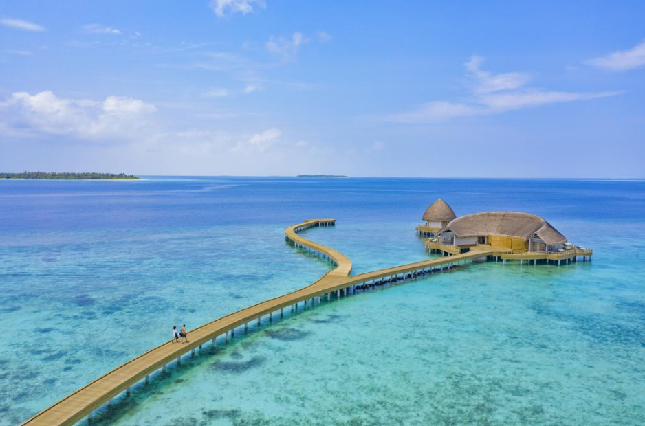 翡翠法鲁富士岛 Emerald Faarufushi Resort and Spa ,马尔代夫风景图片集:沙滩beach与海水water太美，泳池pool与水上活动watersport好玩