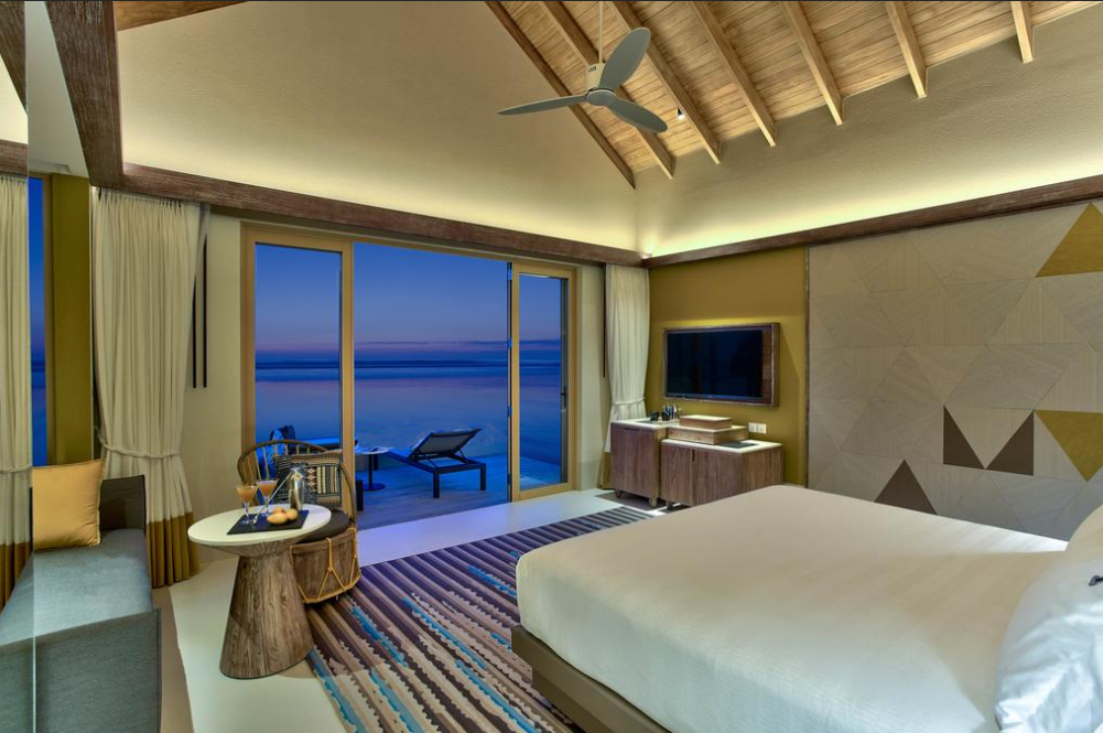 白金水上别墅-Platinum Overwater Villa 房型图片及房间装修风格(硬石酒店 HARD ROCK HOTEL MALDIVES)海岛马尔代夫 