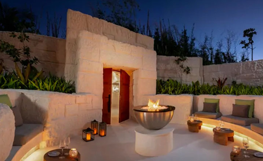 The Rock(岩洞餐厅)  dining美食的图片集( 葡萄酒晚餐 ),印度洋三大明珠马尔代夫,华尔道夫.伊塔富士岛|希尔顿 Waldorf Astoria Maldives Ithaafushi