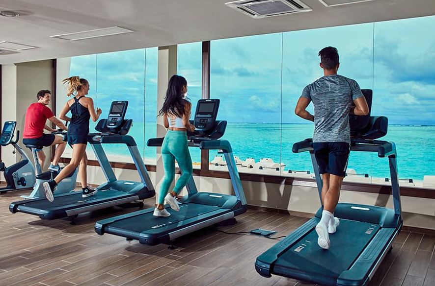 悦宜湾珊瑚岛酒店 Hotel Riu Atoll, 娱乐活动(海岛maldives)介绍,网球及高尔夫