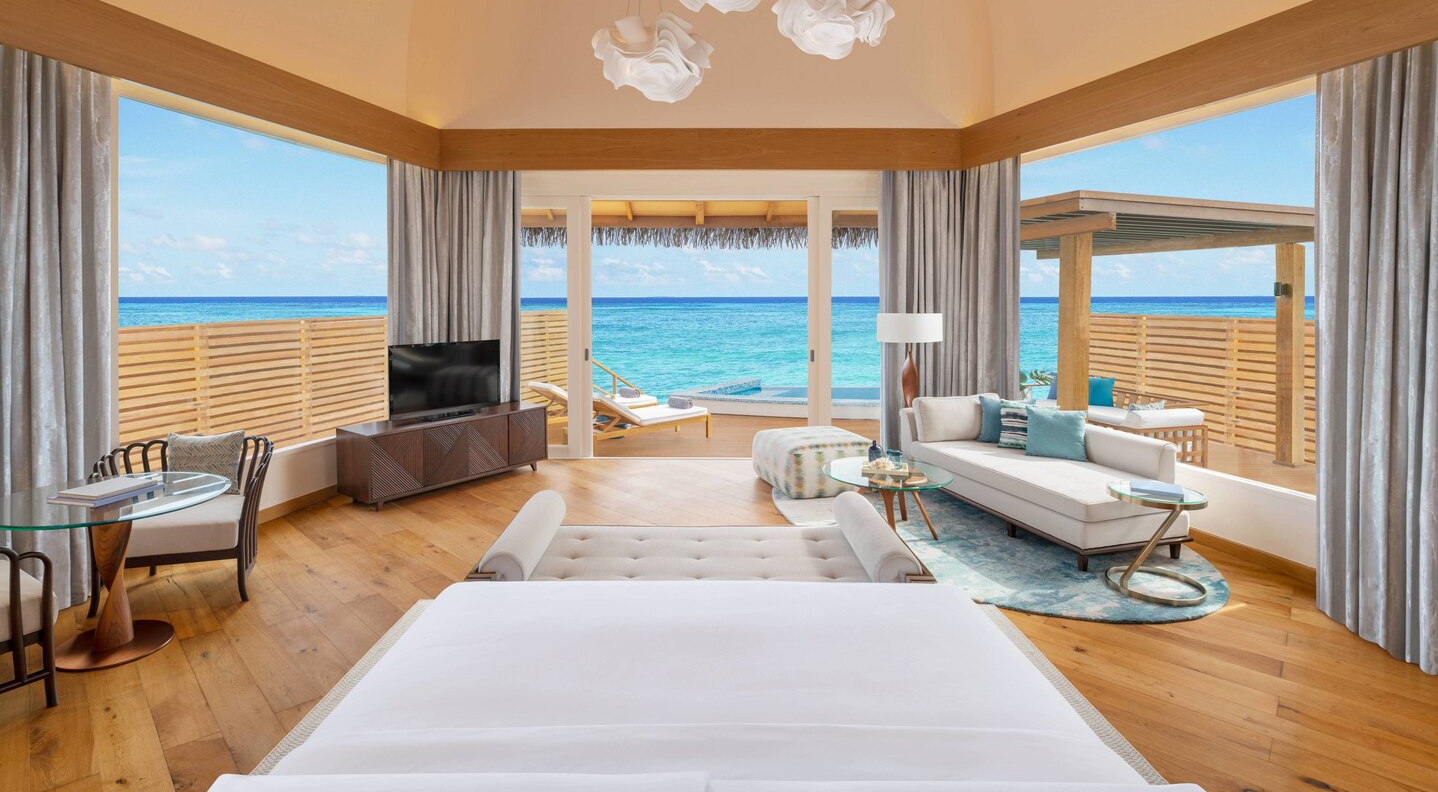 房型内部设施图片参考，如无边泳池与电视及音响， Overwater Pool Villa-水上泳池别墅 maldievs(万豪酒店 JW Marriott Maldives Resort Spa) 