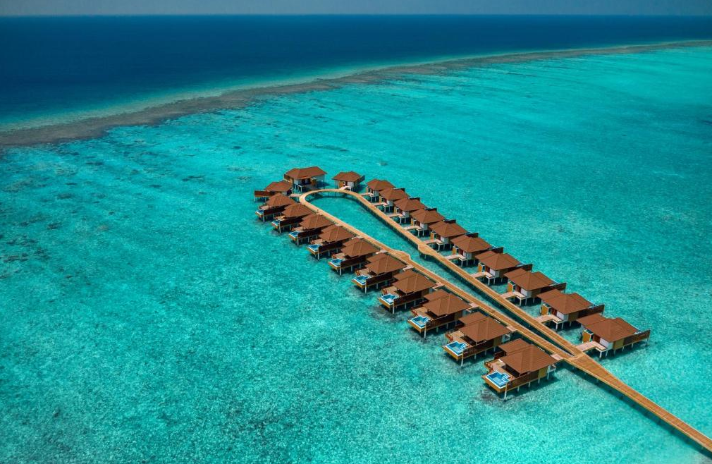 水上泳池别墅-Water Villa With Pool 房型图片及房间装修风格(瓦露岛 VARU BY ATMOSPHERE)海岛马尔代夫 