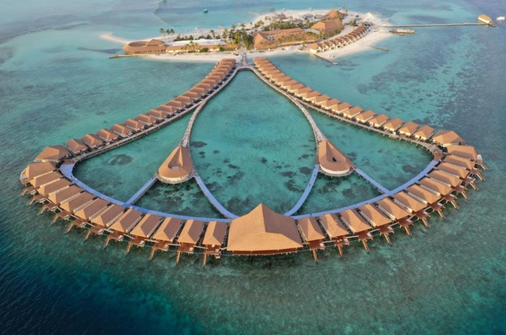 薇莉富士岛|希拉蒙 Cinnamon Velifushi Maldives ,马尔代夫风景图片集:沙滩beach与海水water太美，泳池pool与水上活动watersport好玩