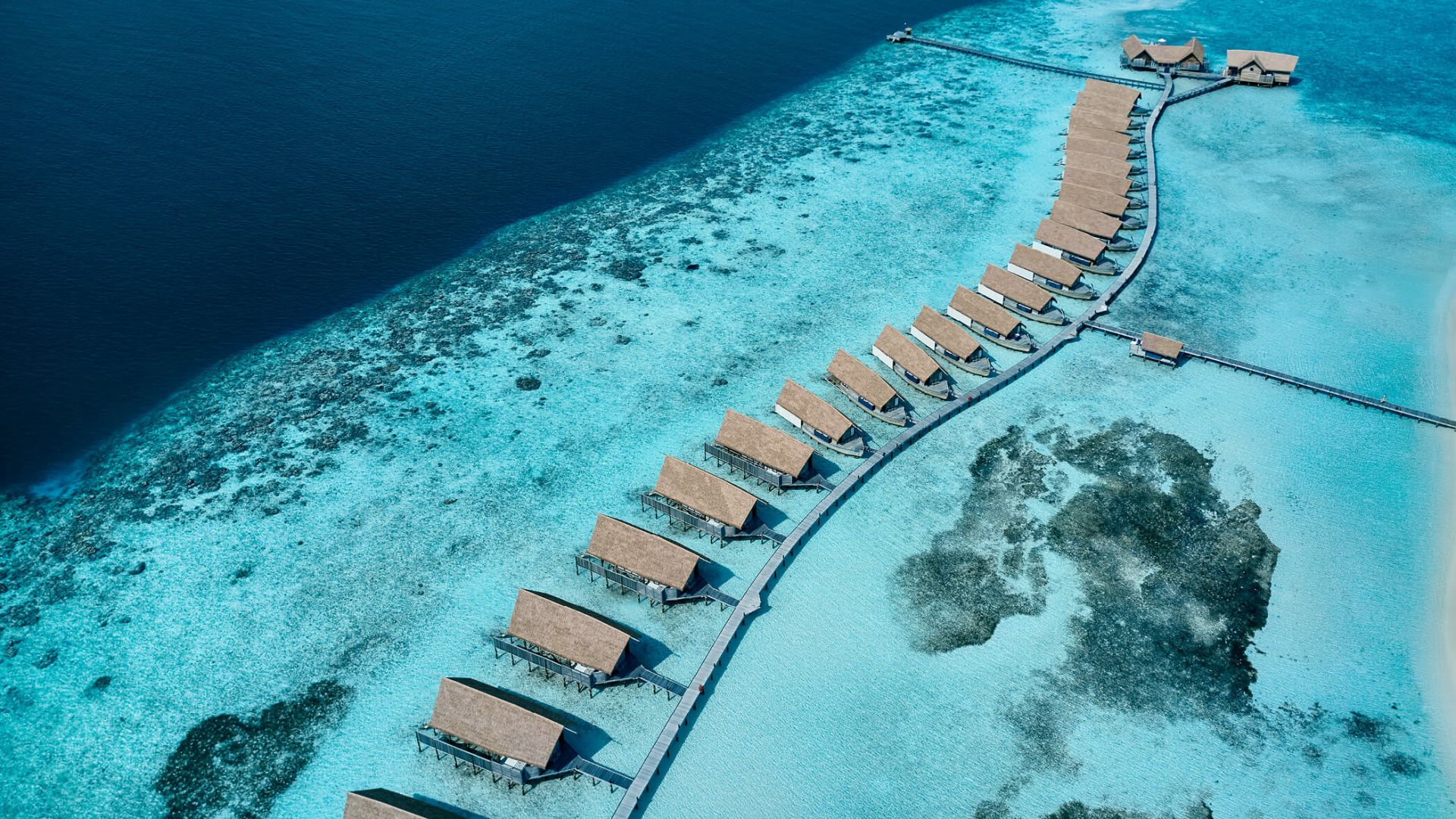 多尼阁楼水上别墅-Dhoni Loft Water Villa 房型图片及房间装修风格(可可亚岛 Cocoa Maldives)海岛马尔代夫 