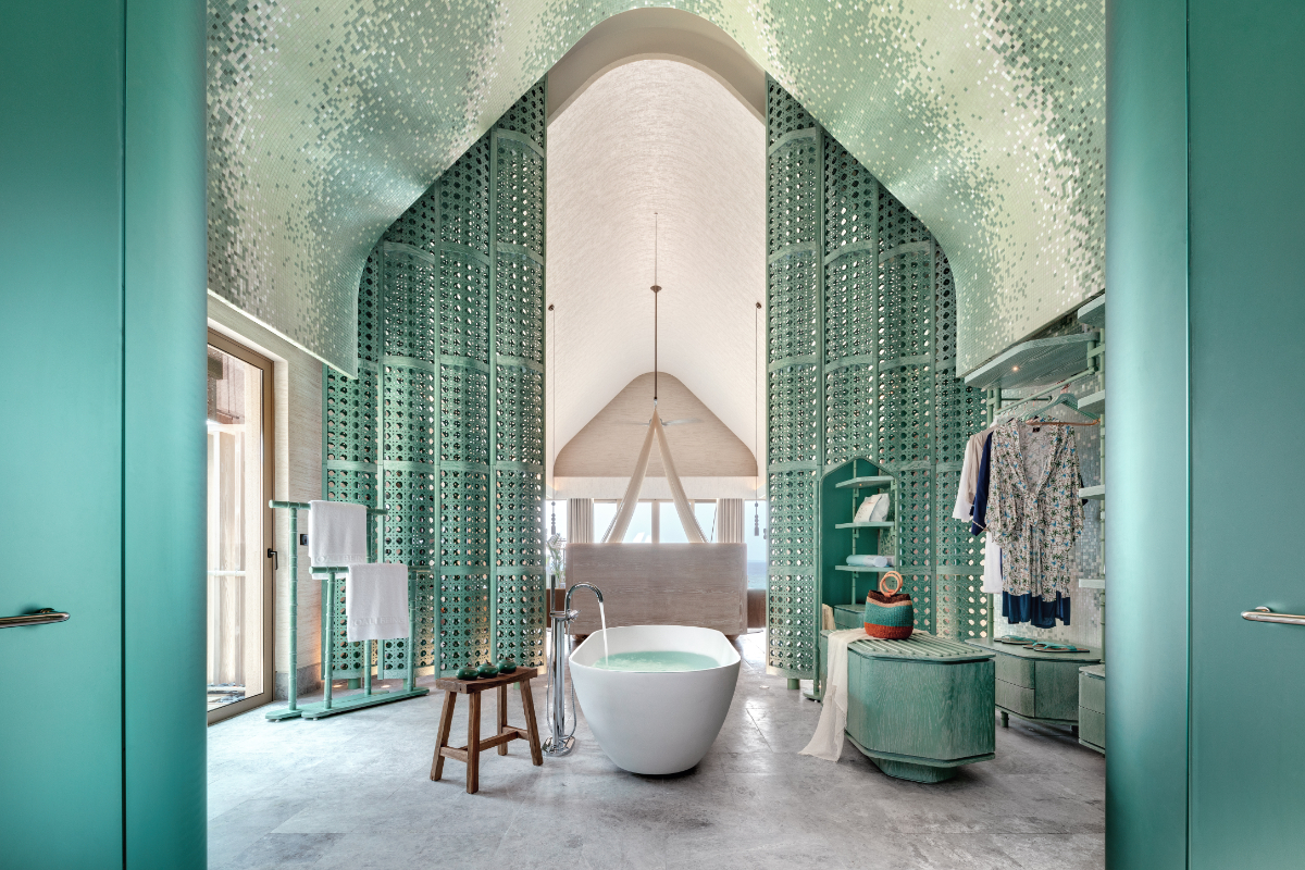 房型内部设施图片参考，如无边泳池与电视及音响， Ocean Pool Villa-海洋泳池别墅  maldievs(娇丽Being Joali Being,Bodufushi Island) 