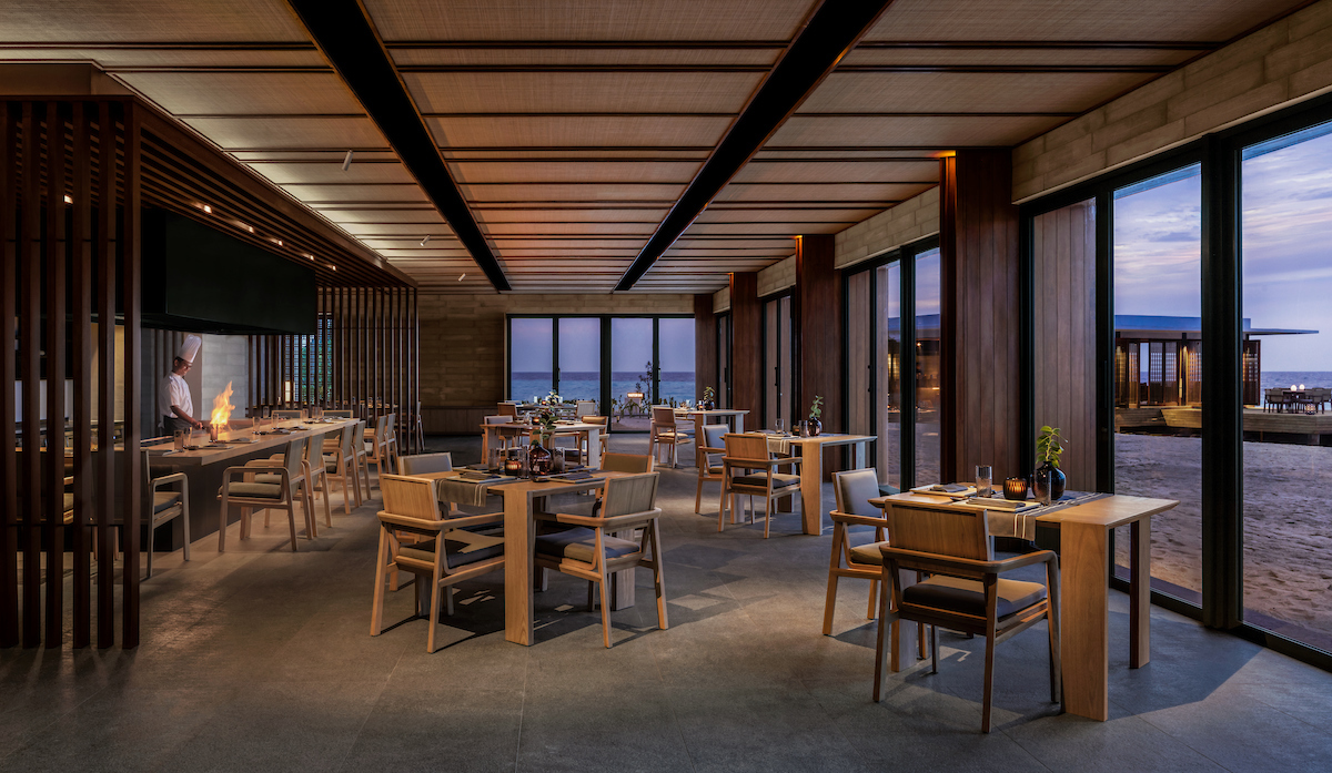 阿丽拉科泰法鲁岛 Alila Kothaifaru Maldives,dining时间( 晚餐:18:30-22:30 )美食攻略 Umami--日本餐厅 ,方便大家选岛(海岸线假期一级代理提供),海岛马尔代夫maldives