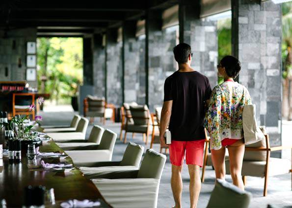 AKV岛|安娜塔拉-吉哈瓦岛 Anantara Kihavah Villas,dining时间( 早、午、晚餐 )美食攻略 Manzaru Pool Bar(池畔餐吧) ,方便大家选岛(海岸线假期一级代理提供),海岛马尔代夫maldives